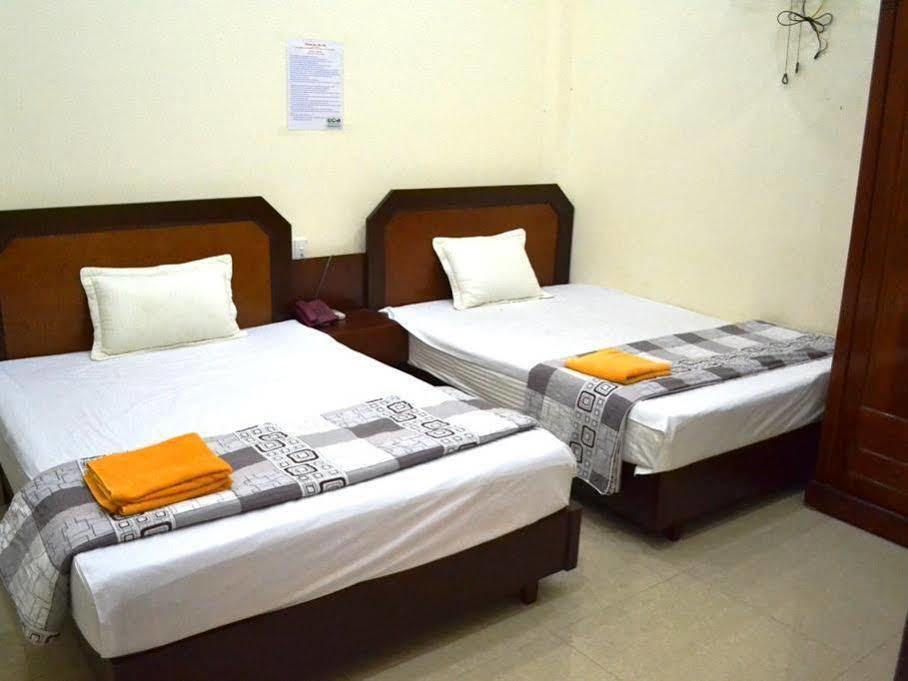 Thu Ha Hotel Dong Khe Sau ภายนอก รูปภาพ