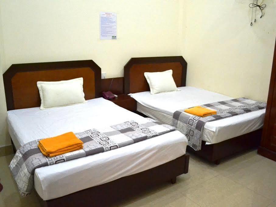 Thu Ha Hotel Dong Khe Sau ภายนอก รูปภาพ